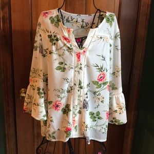 New Year's SALE!  Fever Floral Blouse L